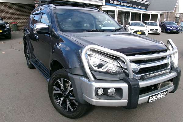 2020 Isuzu MU-X LS-T
