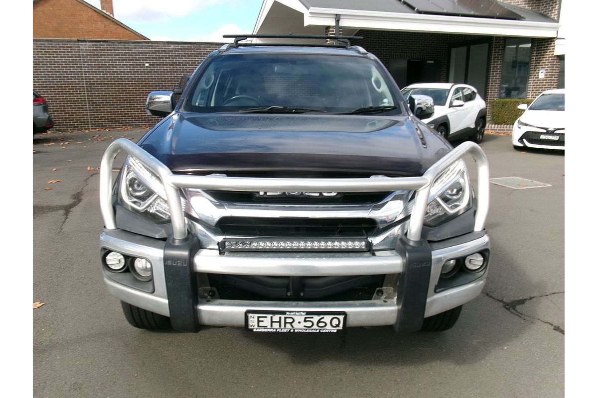 2020 Isuzu MU-X LS-T