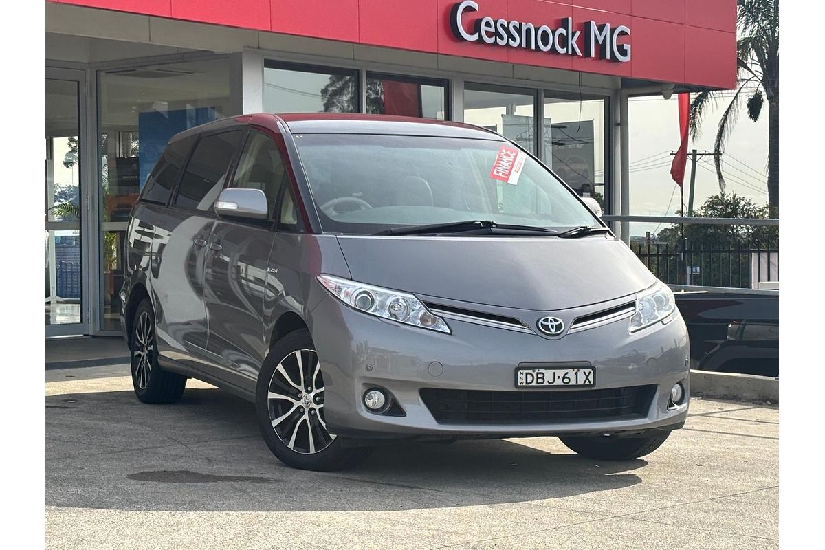 2015 Toyota Tarago Ultima GSR50R
