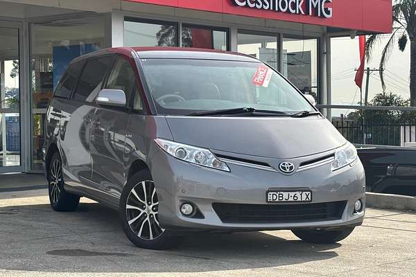 2015 Toyota Tarago Ultima GSR50R