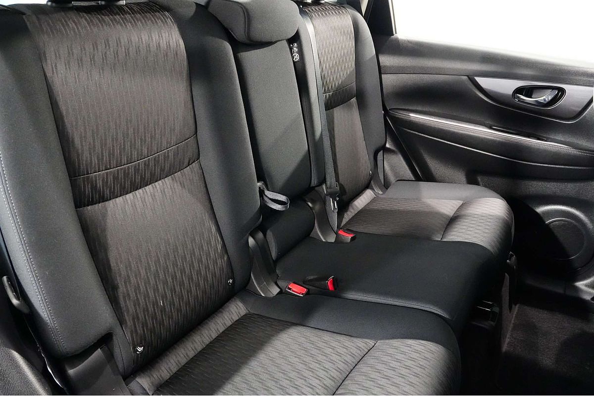 2022 Nissan X-TRAIL ST T32