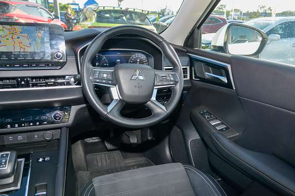 2023 Mitsubishi Outlander PHEV Aspire ZM thumb-18