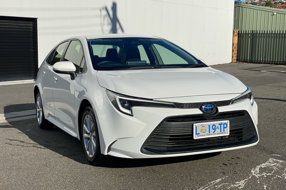 2024 Toyota Corolla Ascent Sport Hybrid ZWE219R