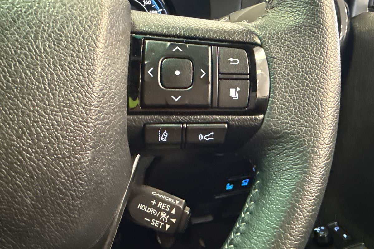2025 Toyota Hilux Rogue 48V GUN126R 4X4