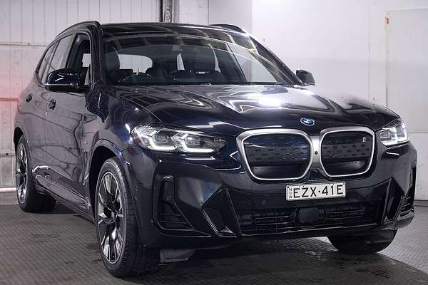 2023 BMW iX3 M Sport G08