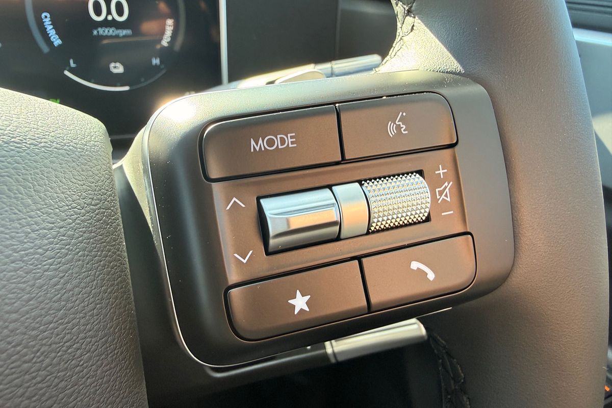 2026 Hyundai Santa Fe Hybrid MX5.V2