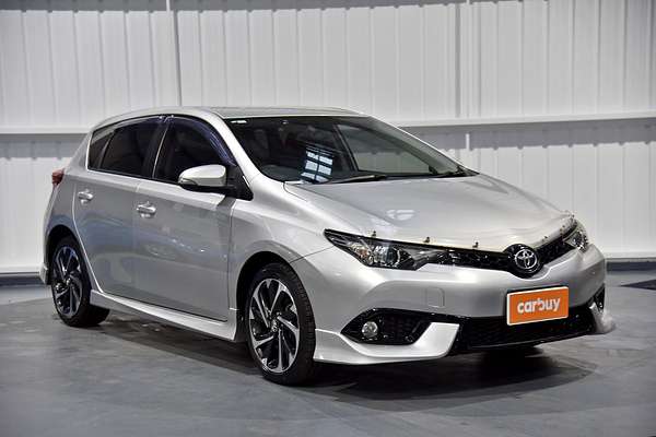 2016 Toyota Corolla SX ZRE182R
