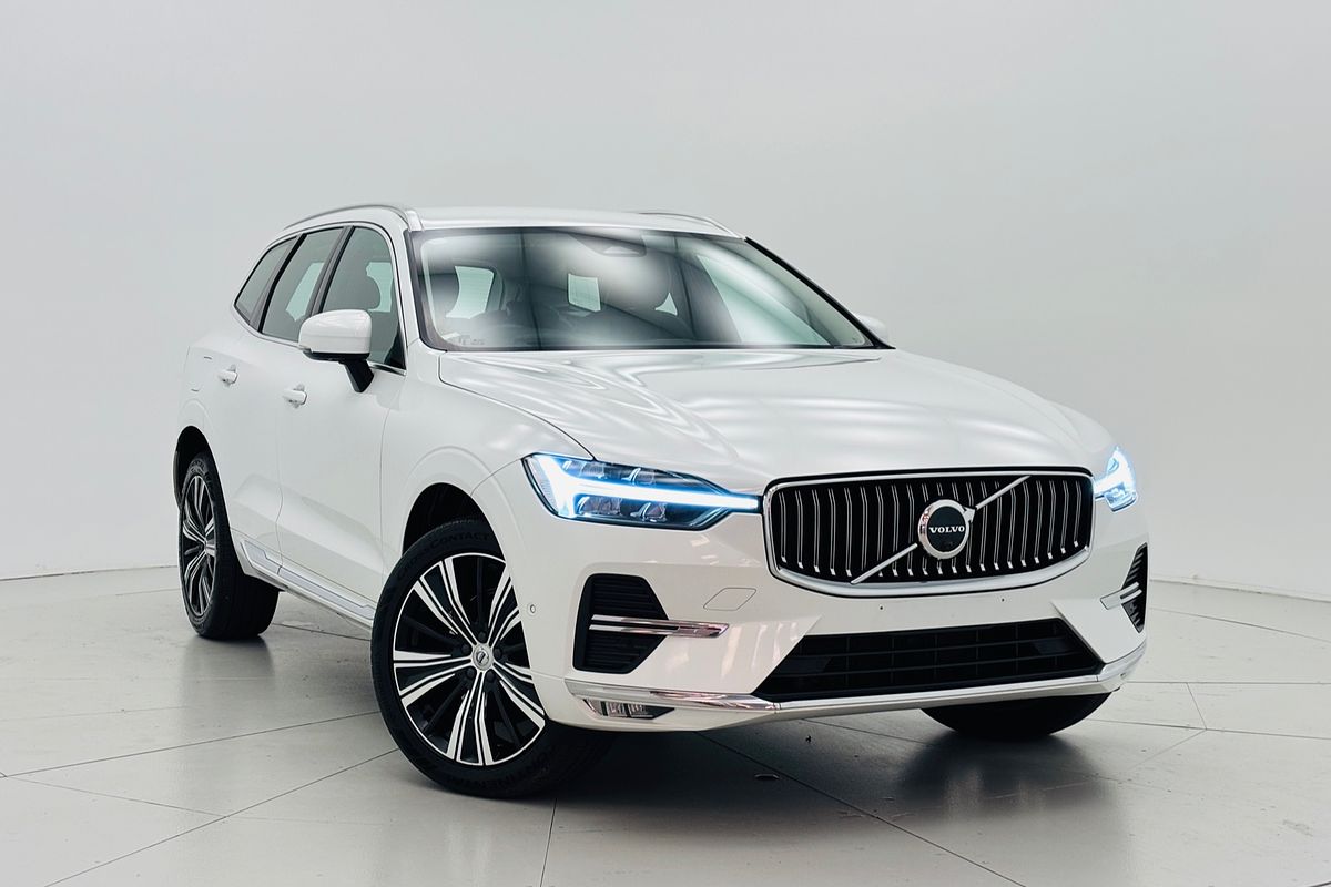 2023 Volvo XC60 Ultimate B5 Bright