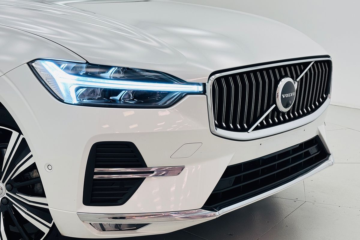 2023 Volvo XC60 Ultimate B5 Bright