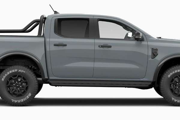 2026 Ford Ranger Tremor 4X4 3.0L thumb-3