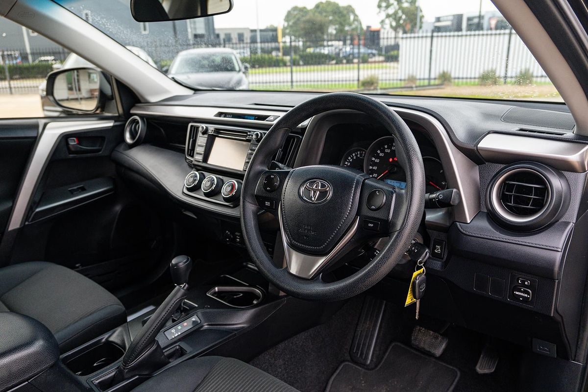 2015 Toyota RAV4 GX ASA44R