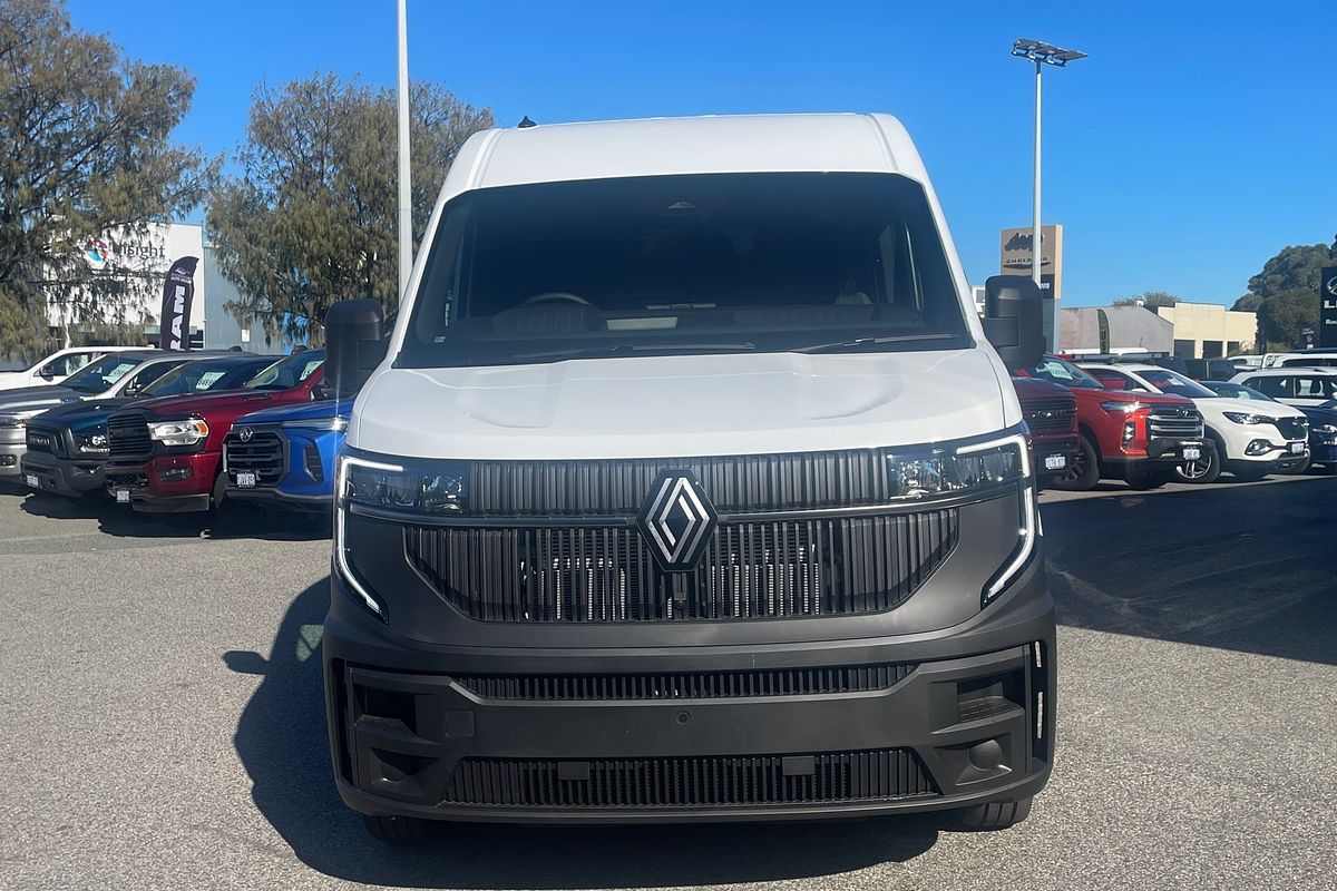 2026 Renault Master XDD LWB Mid Roof