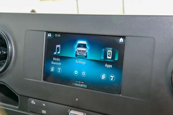 2023 Mercedes-Benz Sprinter 311CDI VS30 MWB Low Roof thumb-10