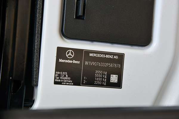 2023 Mercedes-Benz Sprinter 311CDI VS30 MWB Low Roof thumb-19