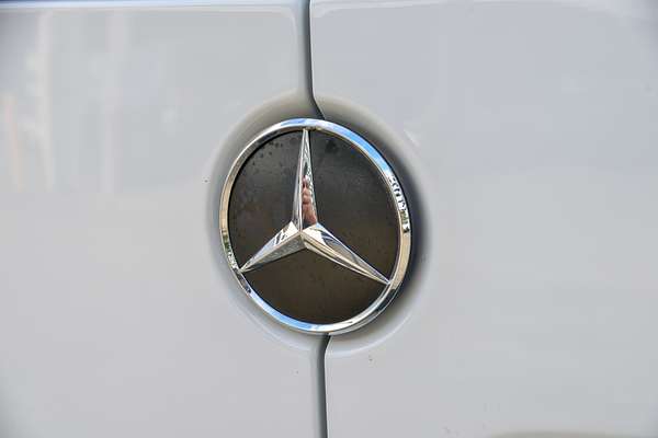 2023 Mercedes-Benz Sprinter 311CDI VS30 MWB Low Roof thumb-18