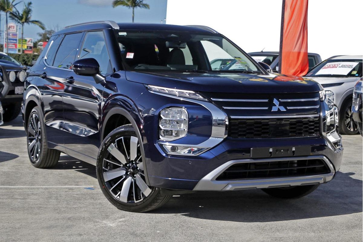 2025 Mitsubishi Outlander Exceed ZM