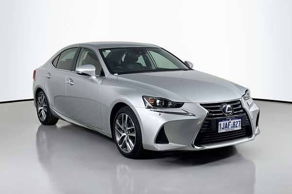 2016 Lexus IS IS300h Luxury AVE30R