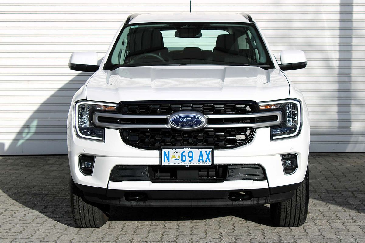 2025 Ford Everest Ambiente 2.0L