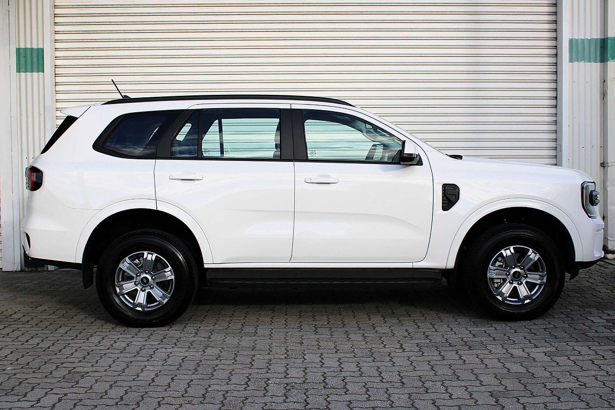 2025 Ford Everest Ambiente 2.0L
