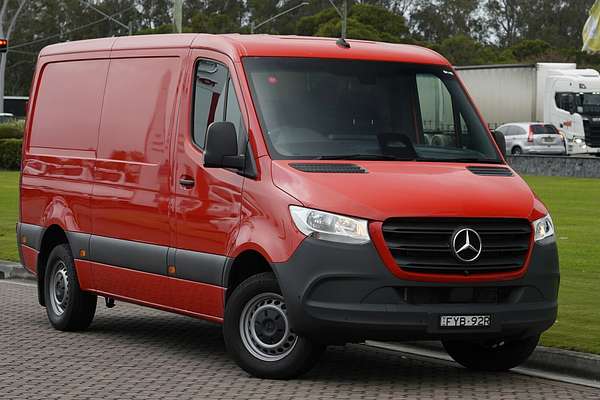 2025 Mercedes-Benz Sprinter 315CDI VS30 MWB Low Roof