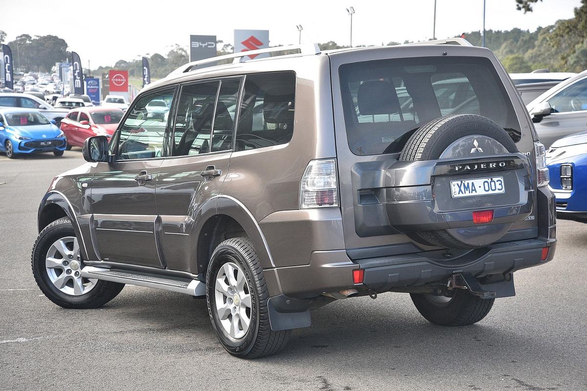 2009 Mitsubishi Pajero GLS NT