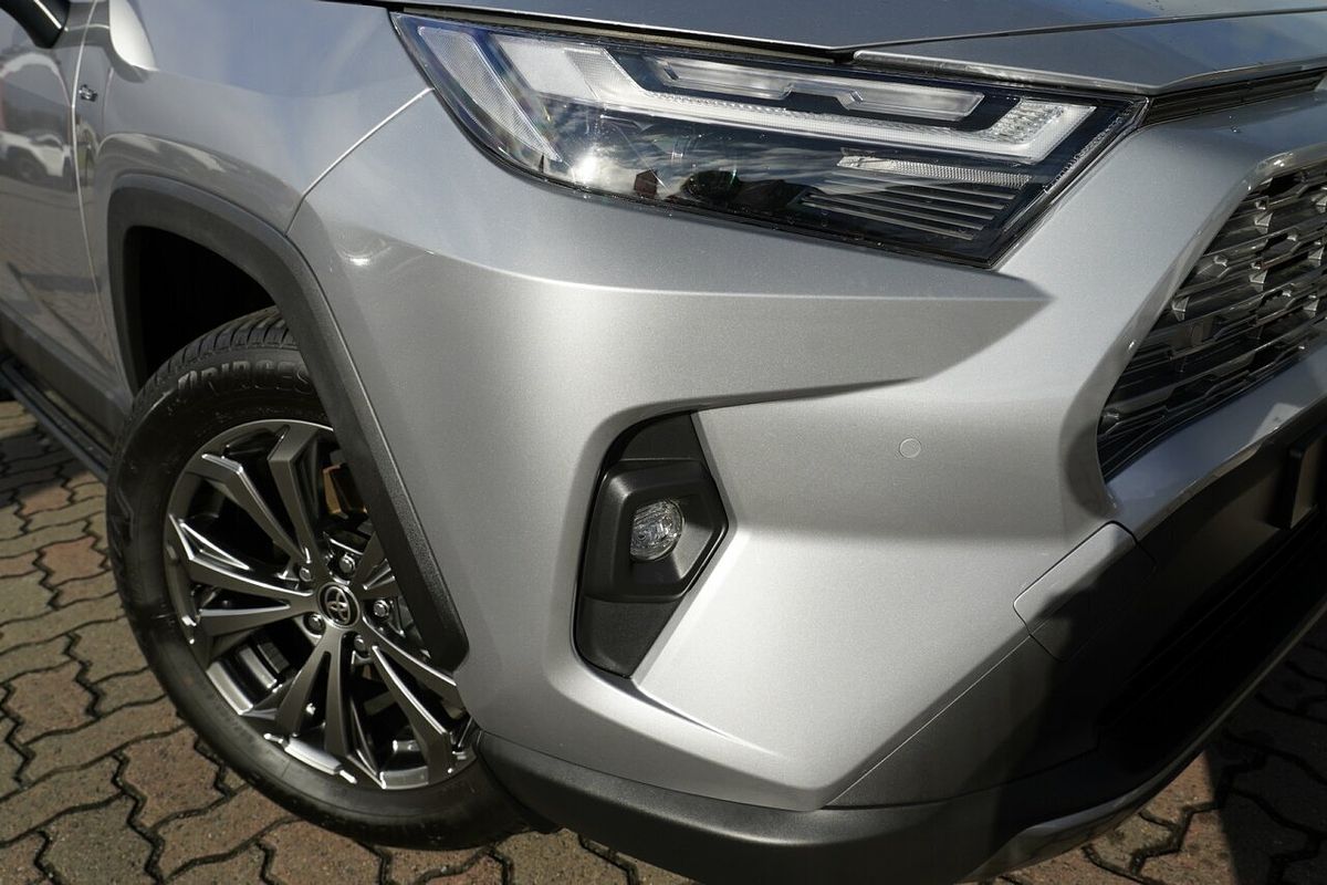 2025 Toyota RAV4 GXL AXAH54R