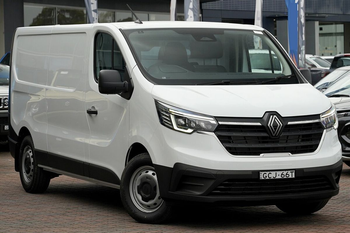2025 Renault Trafic Pro X82 LWB Low Roof
