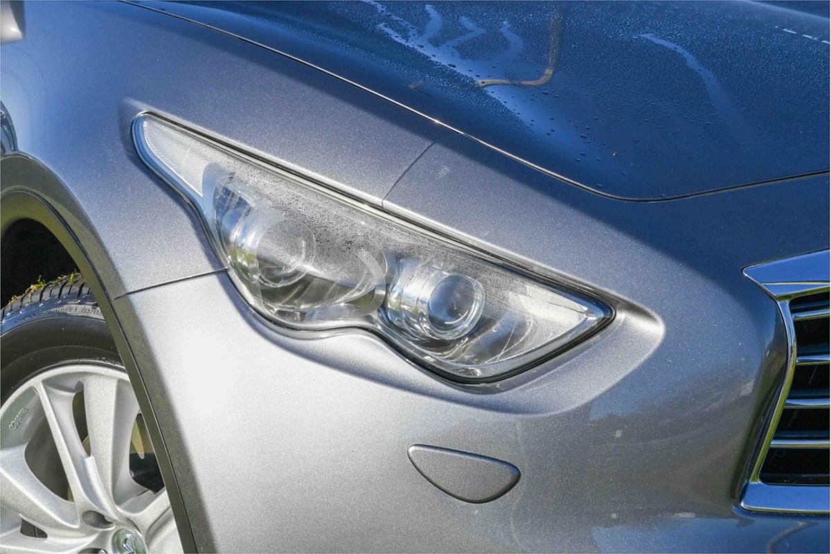 2016 INFINITI QX70 GT S51