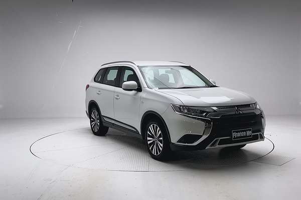 2018 Mitsubishi Outlander ES ZL thumb-1