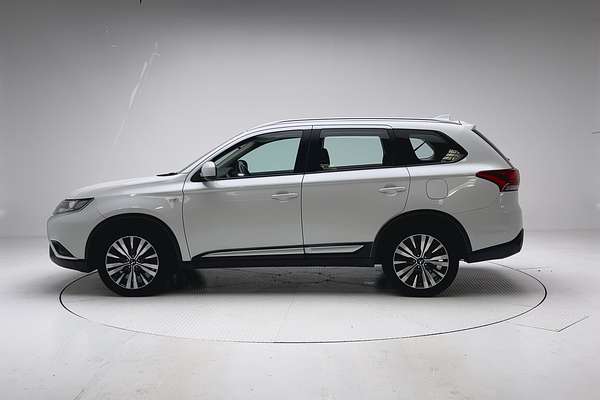 2018 Mitsubishi Outlander ES ZL thumb-4