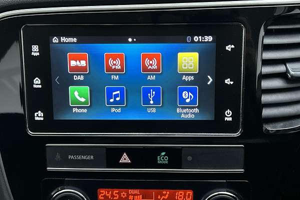 2018 Mitsubishi Outlander ES ZL thumb-15
