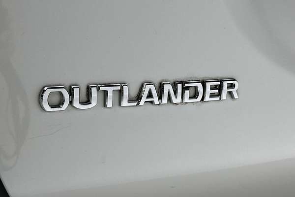 2018 Mitsubishi Outlander ES ZL thumb-21