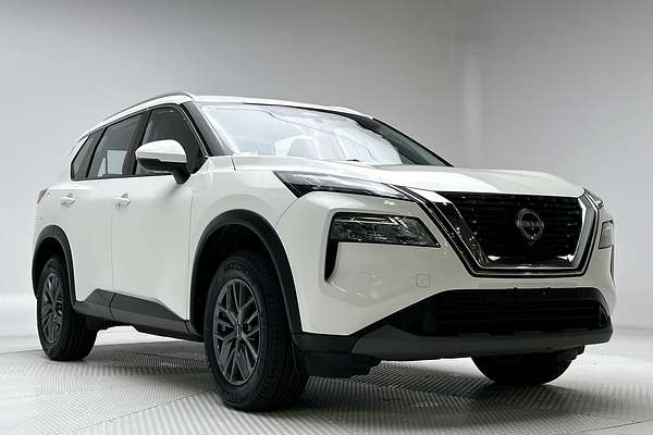 2024 Nissan X-TRAIL ST T33