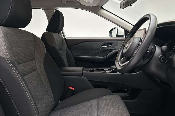 2024 Nissan X-TRAIL ST T33 thumb-12