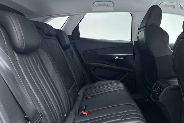 2018 Peugeot 3008 Allure P84 thumb-11