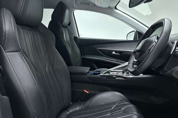 2018 Peugeot 3008 Allure P84 thumb-12