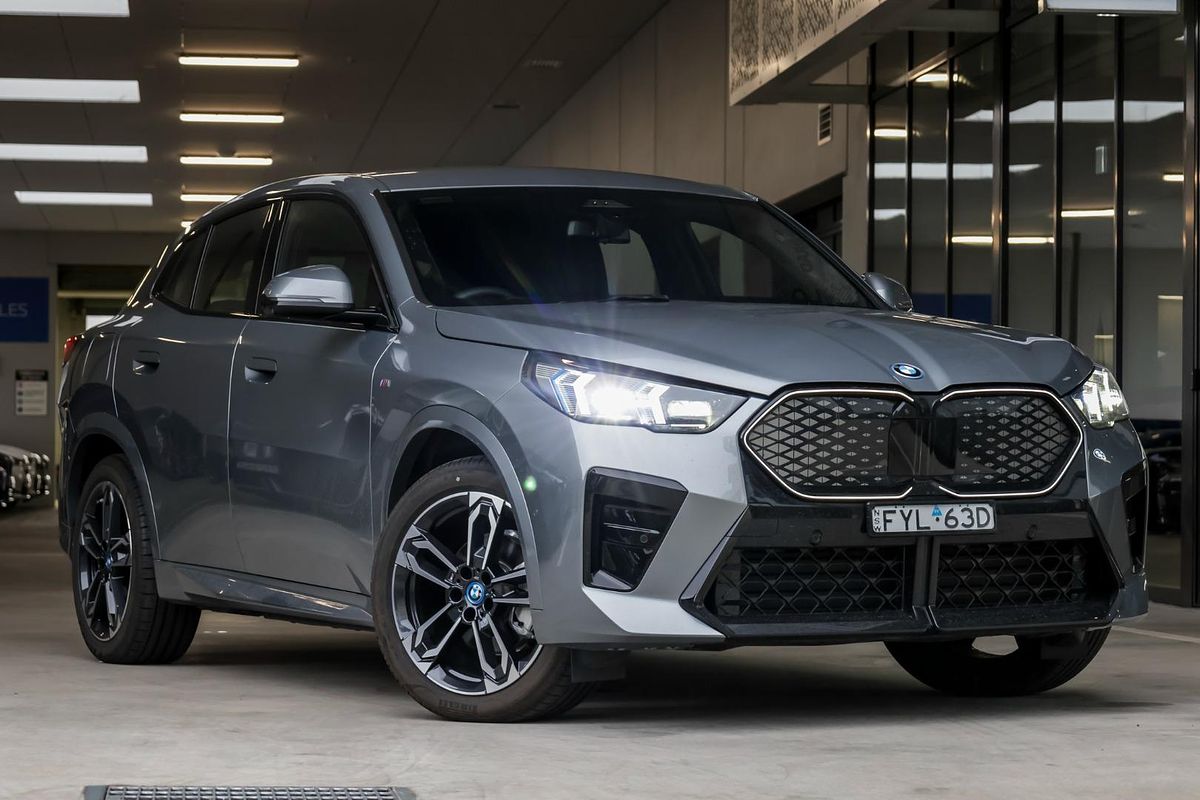 2024 BMW iX2 eDrive20 M Sport U10