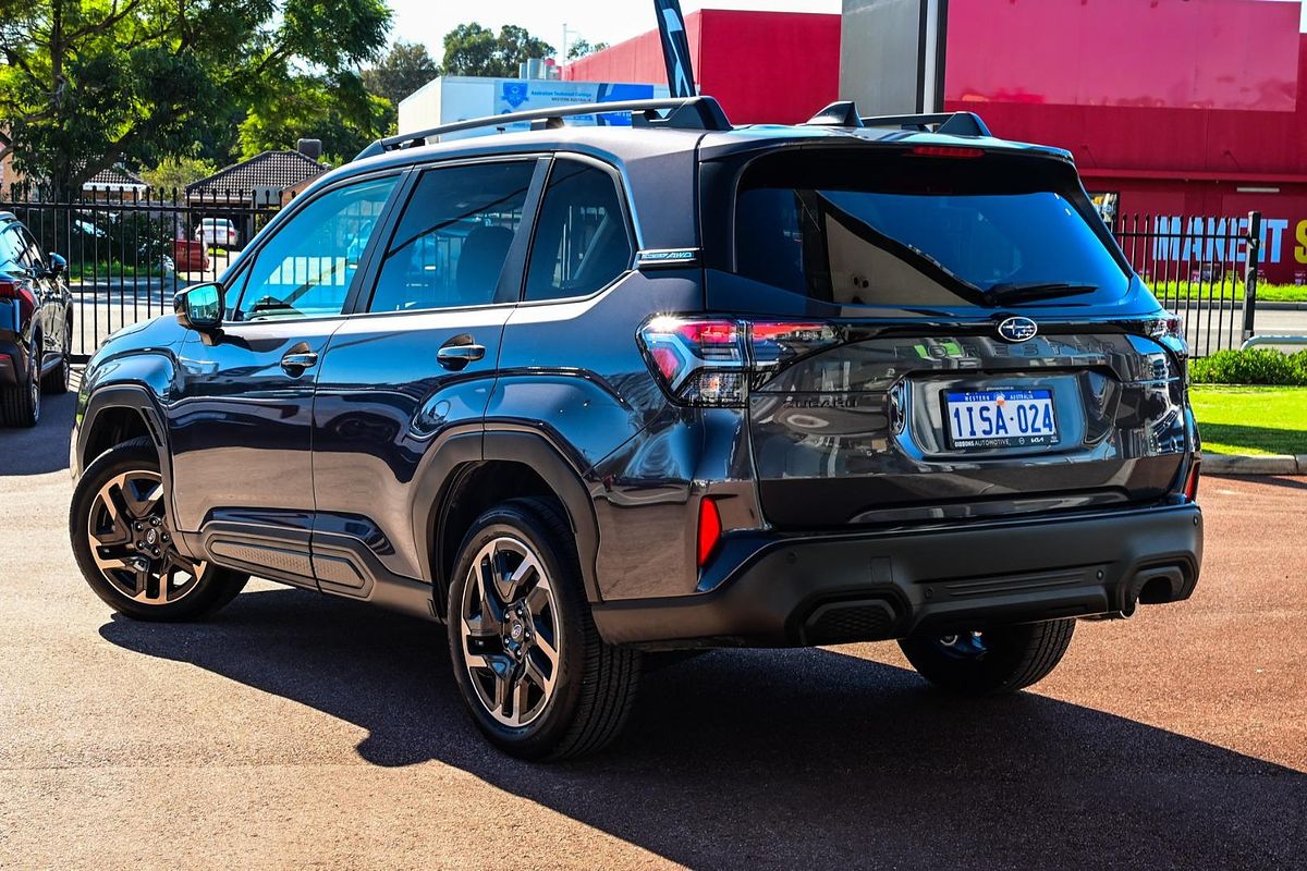 2025 Subaru Forester S6