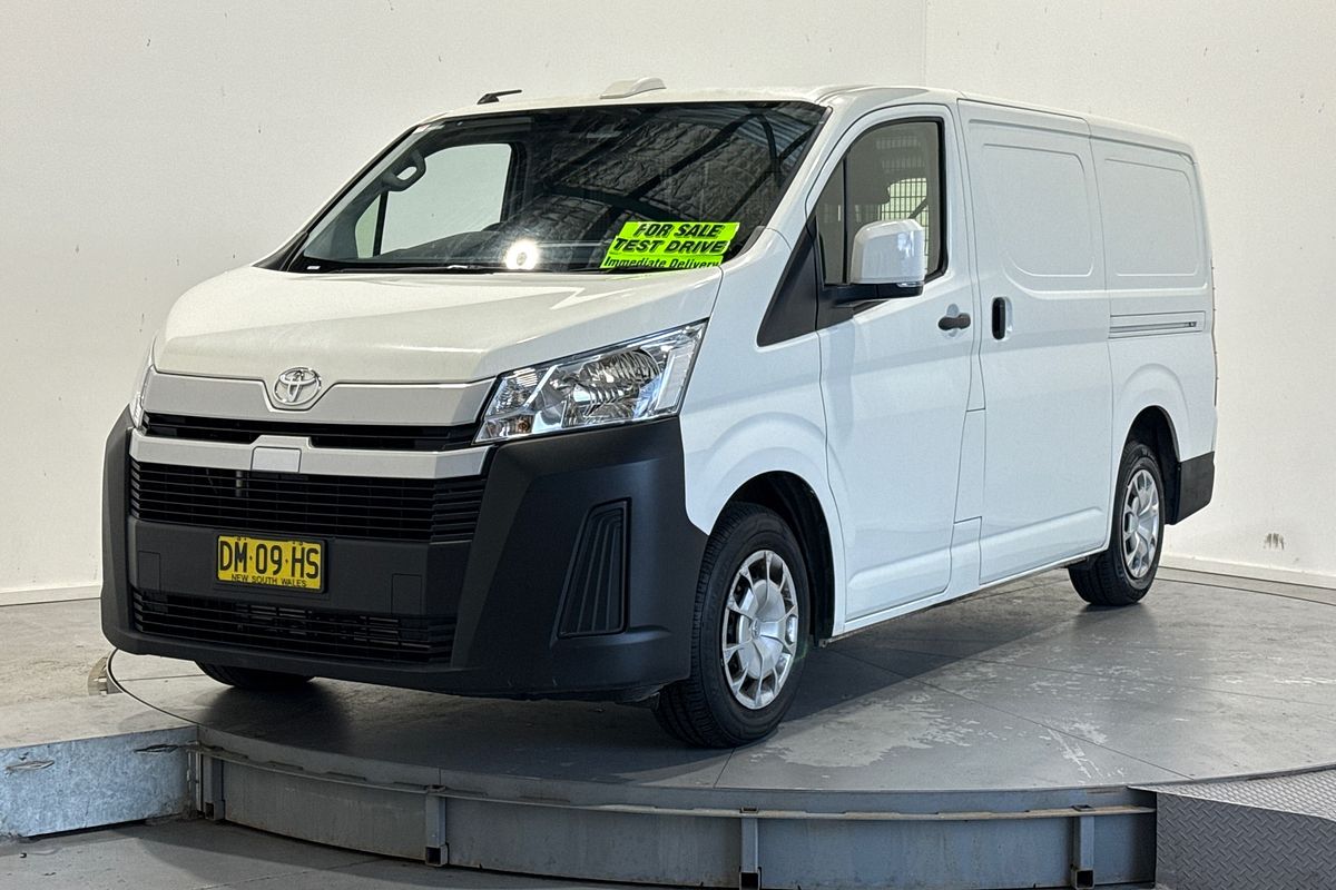 2024 Toyota Hiace GDH300R LWB