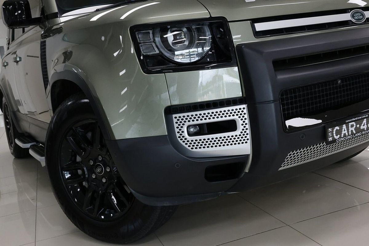 2022 Land Rover Defender 110 D300 SE L663