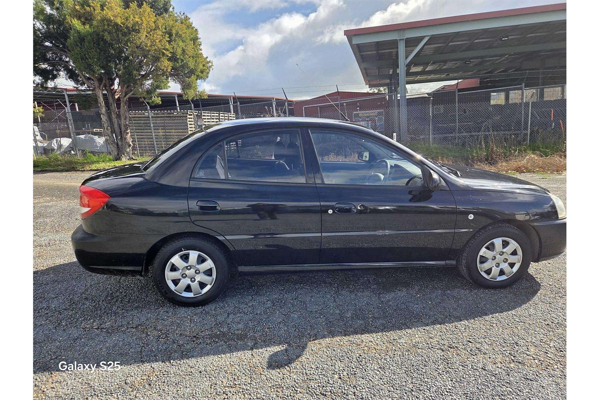 2005 Kia Rio LS
