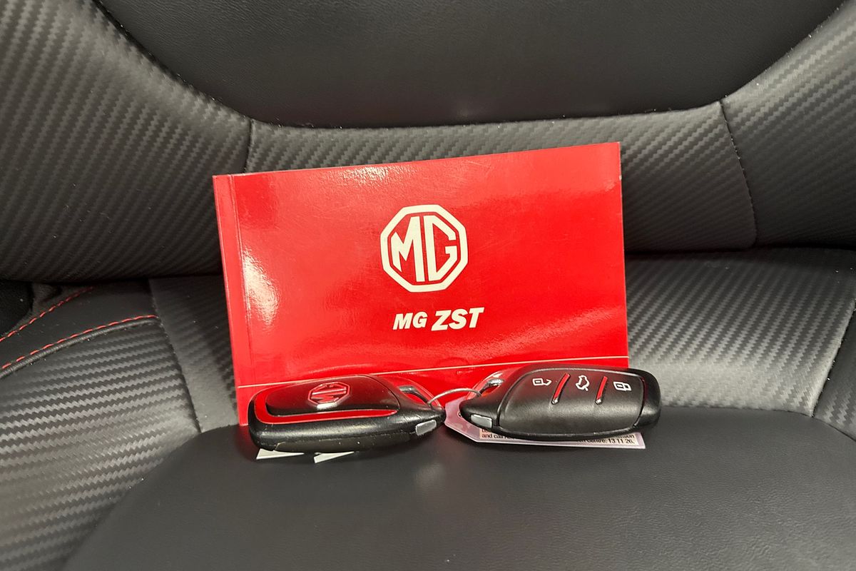 2022 MG ZST Excite