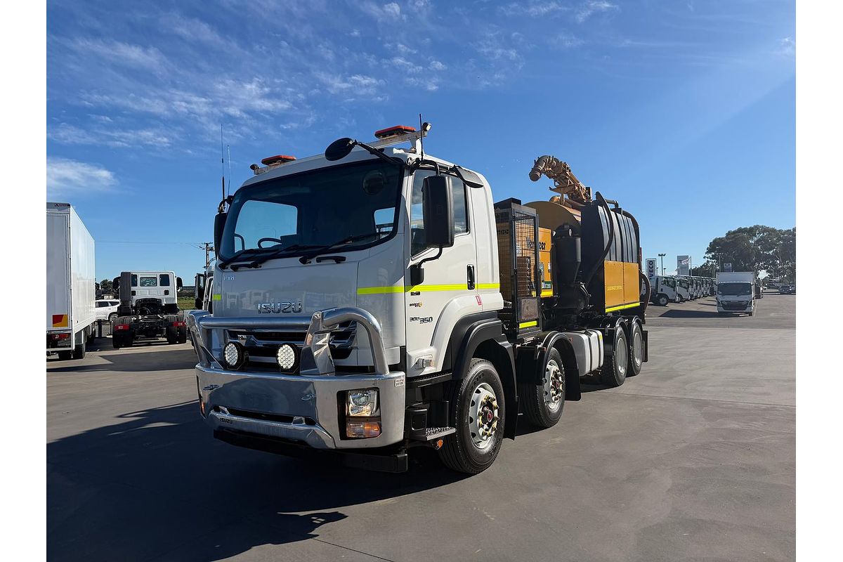 2023 Isuzu F Series FYH300-350