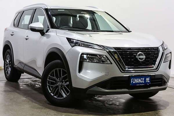 2024 Nissan X-TRAIL ST T33