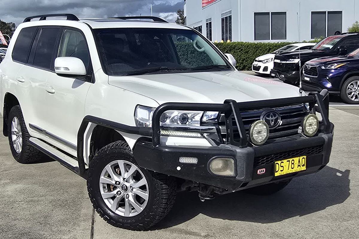 2016 Toyota Landcruiser Sahara VDJ200R