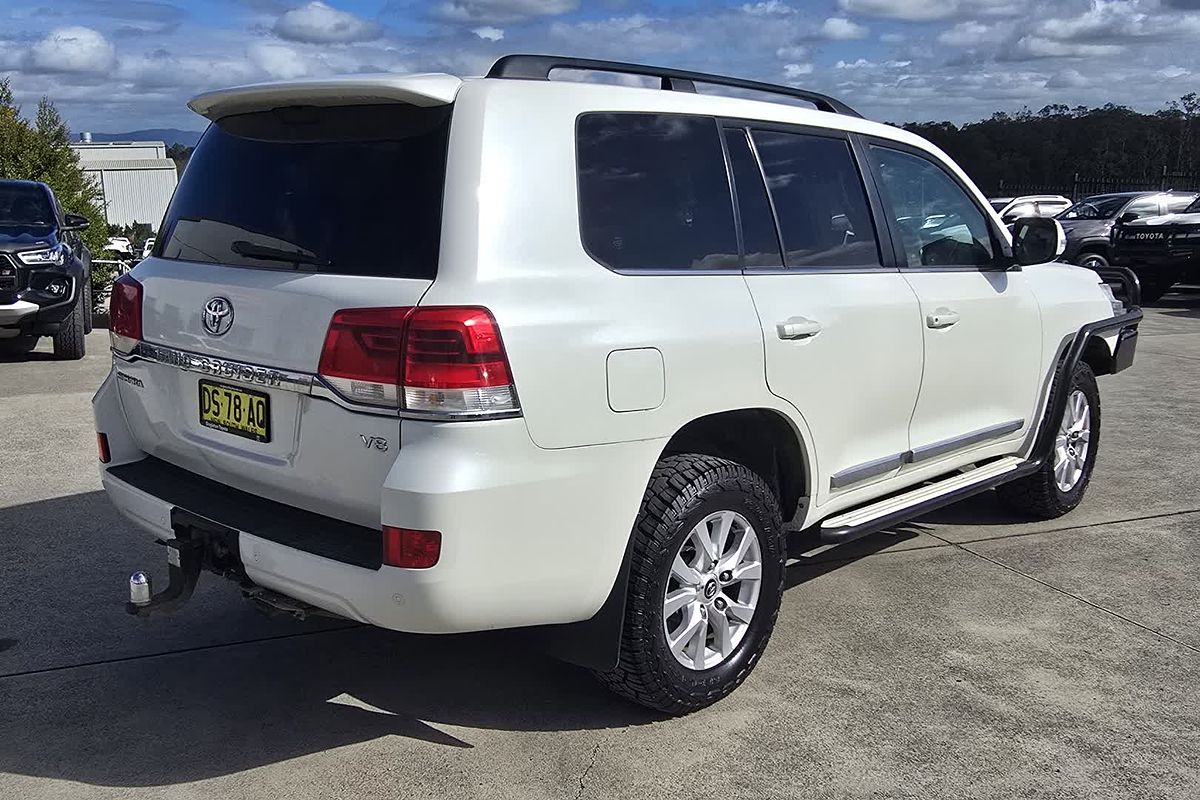 2016 Toyota Landcruiser Sahara VDJ200R