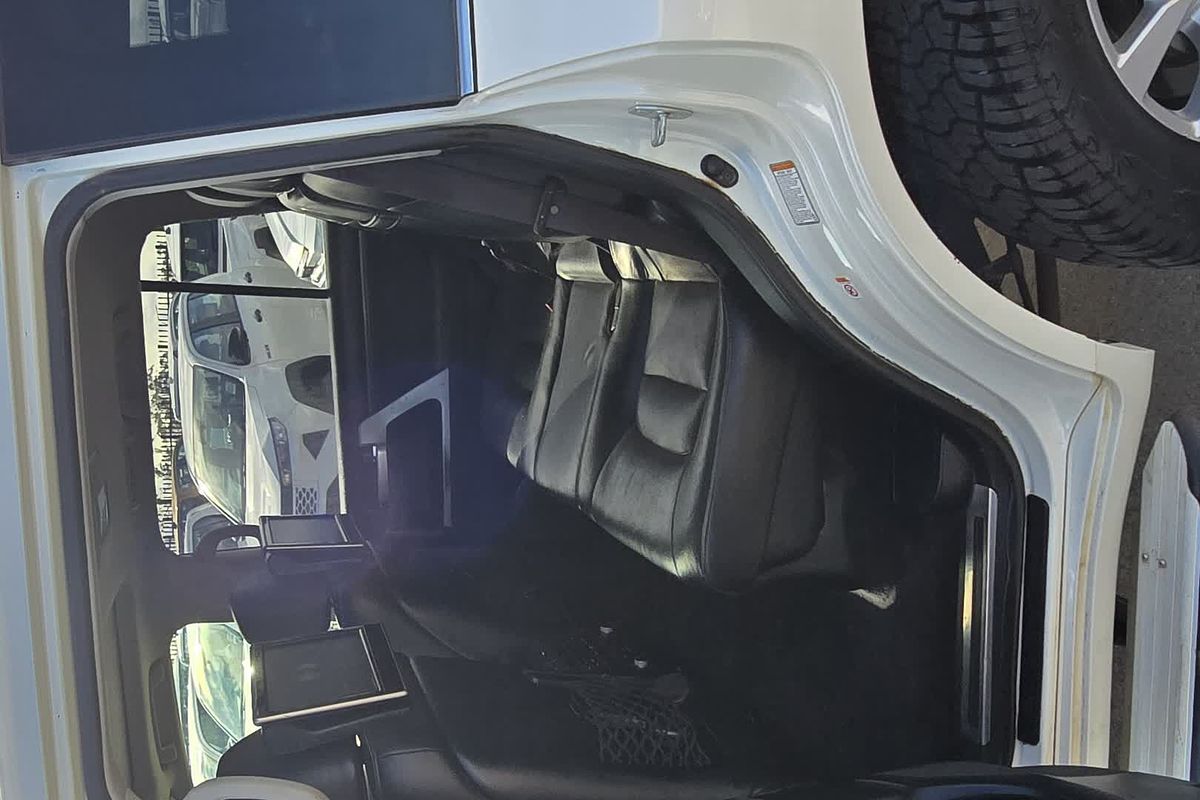 2016 Toyota Landcruiser Sahara VDJ200R