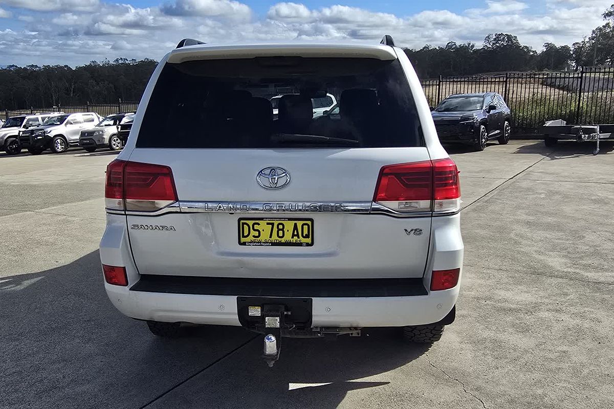 2016 Toyota Landcruiser Sahara VDJ200R