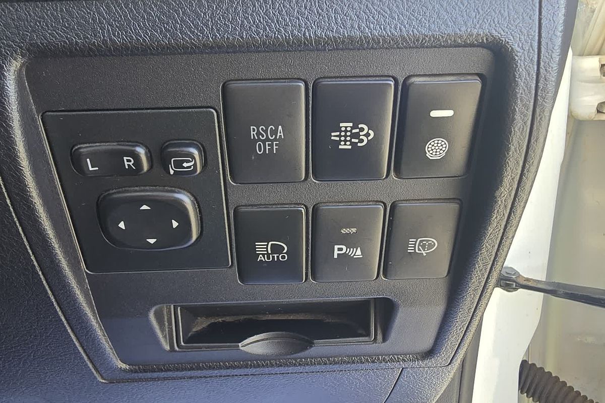 2016 Toyota Landcruiser Sahara VDJ200R
