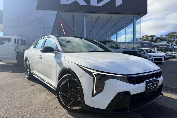 2025 Kia K4 GT-Line CL4m